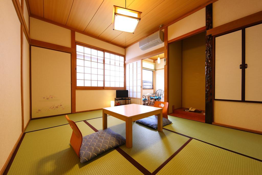 Ryokan Izumoya Юфу Екстер'єр фото