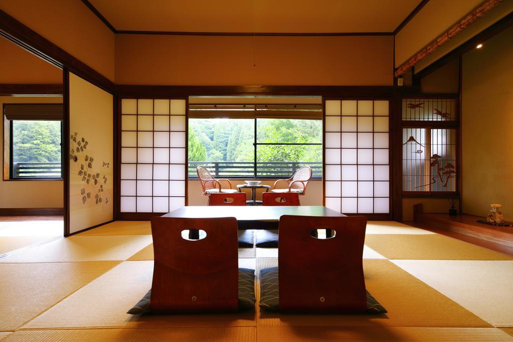 Ryokan Izumoya Юфу Екстер'єр фото
